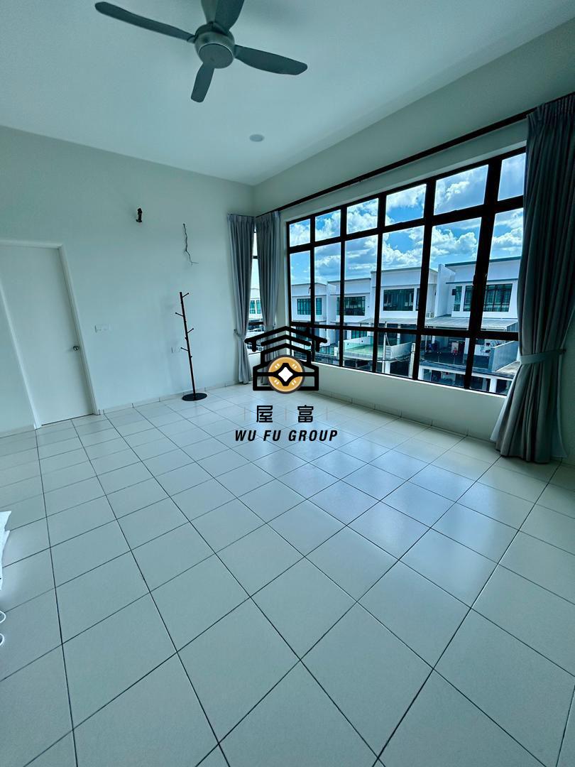 WhatsApp Image 2026-04-20 at 9.34